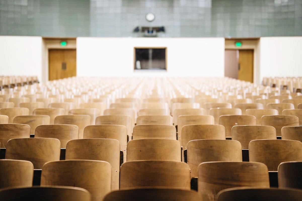 Event seating types: Understanding the best seating style for your event