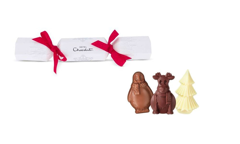 https://cdn.squaremeal.co.uk/article/10042/images/best-secret-santa-gifts-hotel-chocolat-table-cracker_13102022014803.jpg?w=1000