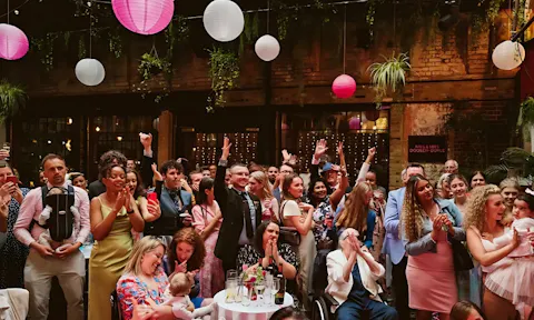 35 questions to ask your wedding venue before you book