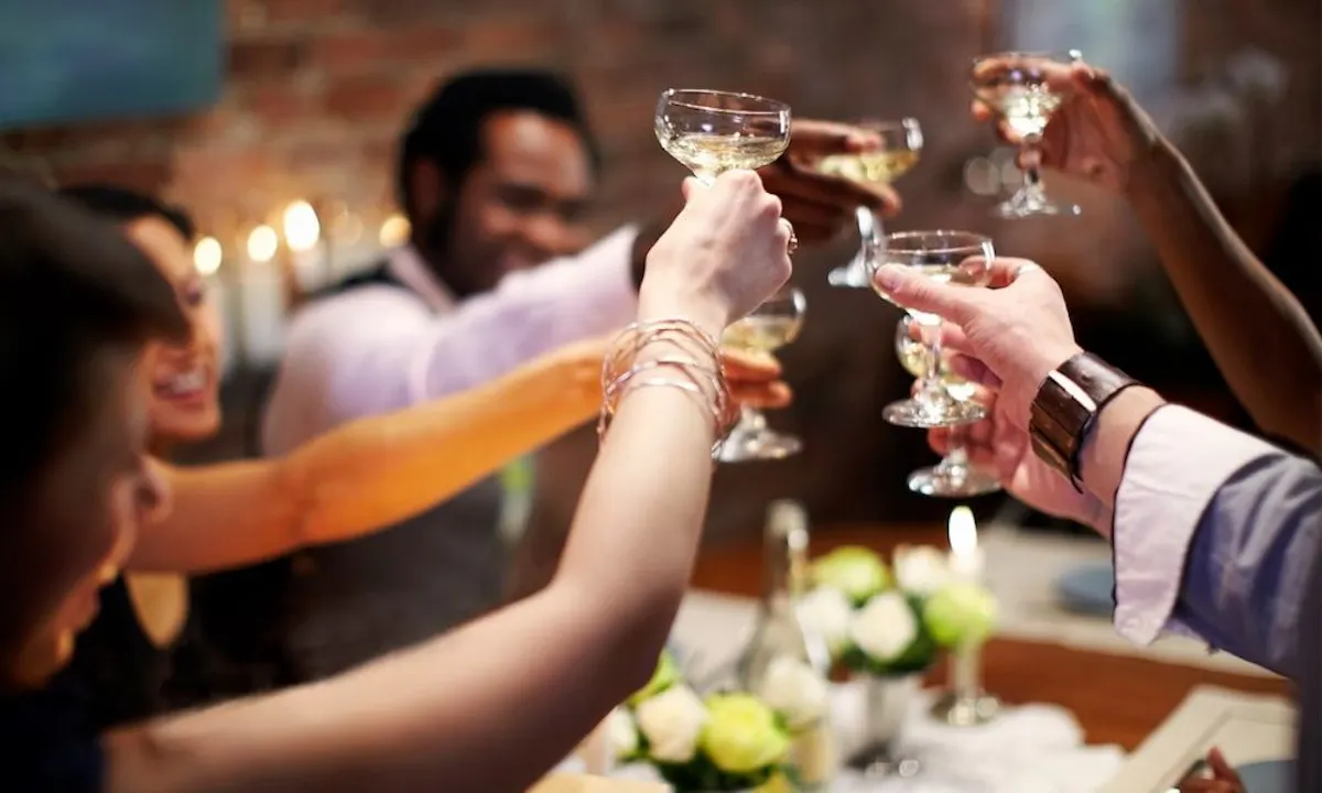 Come Dine with Me: The Professionals to launch on Channel 4