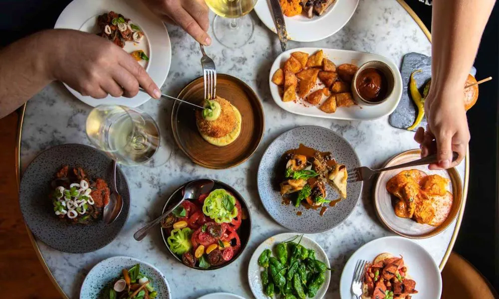 Feasting table