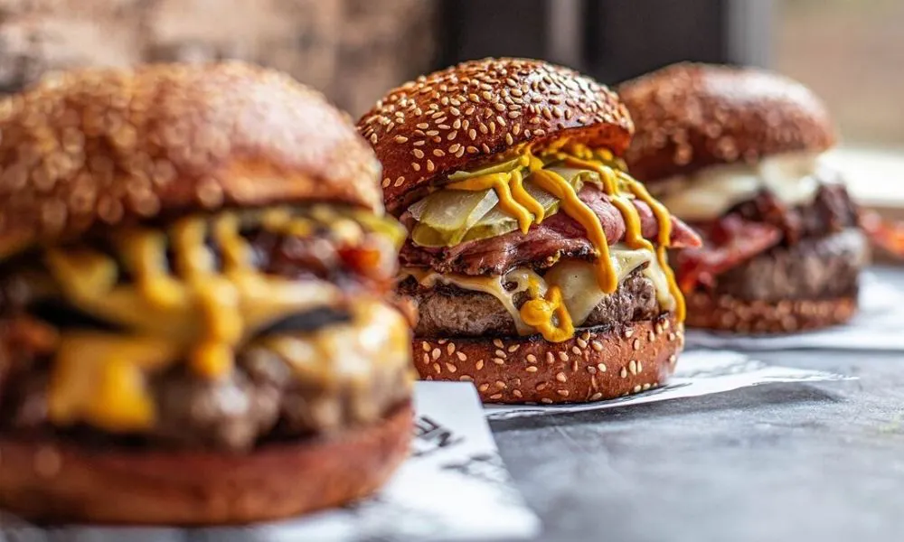 elperro negro burger