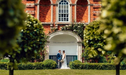 Average wedding cost: What can you expect to pay?