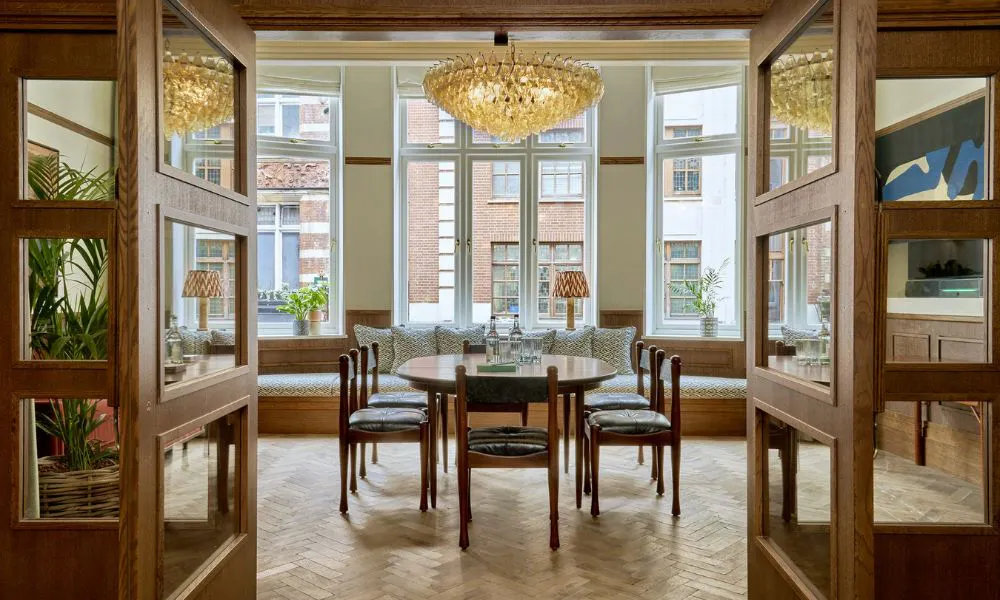 the private dining room at Nessa