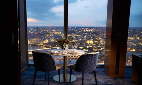 14 private dining rooms with stunning views of London