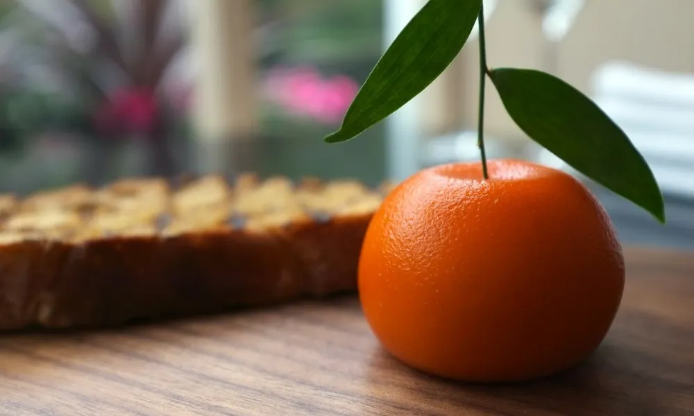 meat fruit at dinner by heston