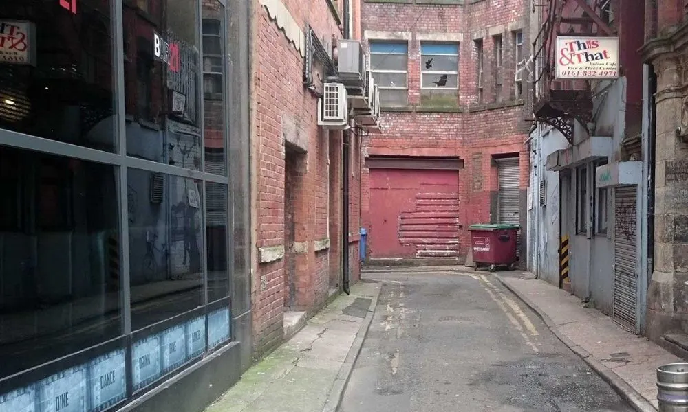outside alleyway in manchester northern quarter