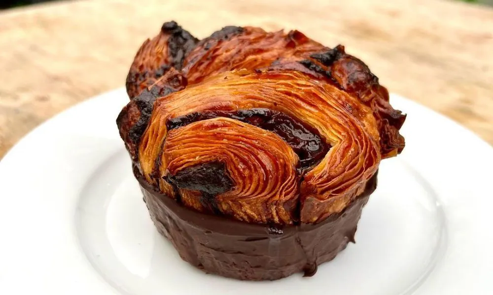 Chocolate pastry