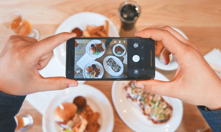 Nearly half of Brits willing to pay up to £30 more at restaurants that 'look good' on social media
