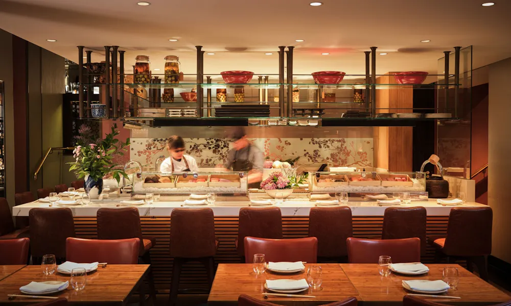 counter at dinings sw3
