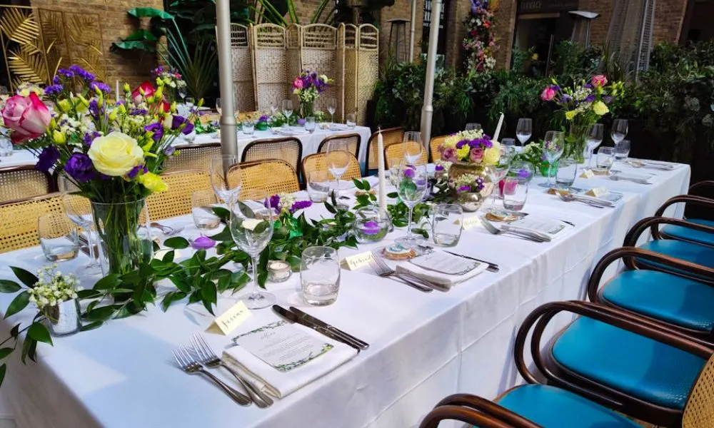 wedding table blue chairs