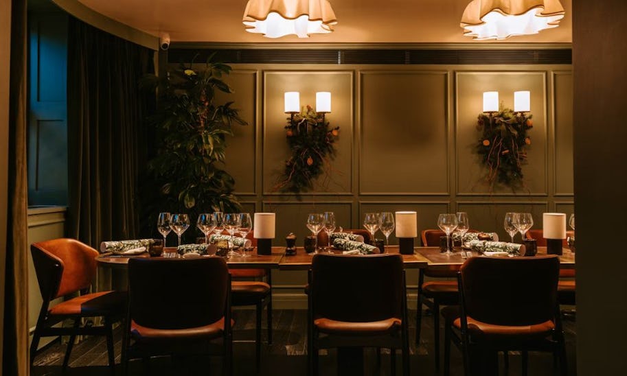 How to plan a private dinner: A complete guide to hosting a memorable event