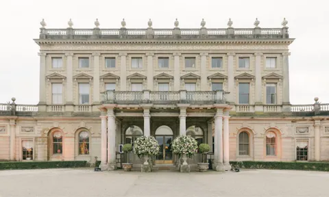 Bridgerton-inspired wedding venues: These beautiful backdrops will have you in awe