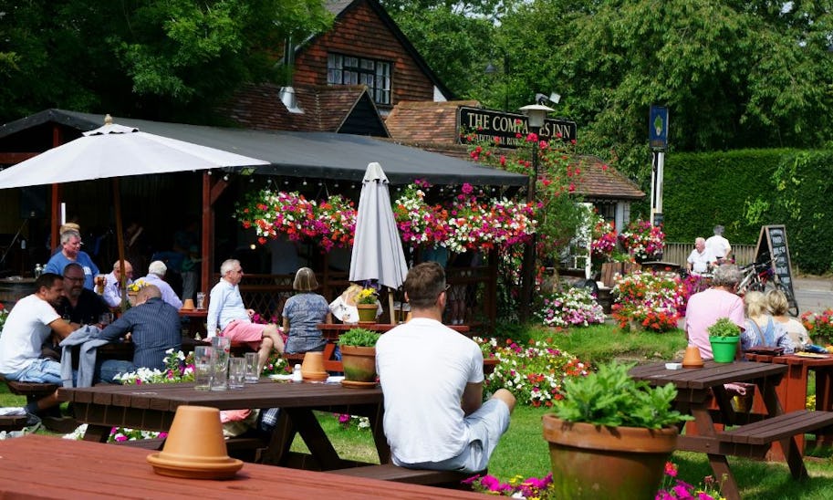 Smoking could be banned in pub gardens and outdoor restaurants