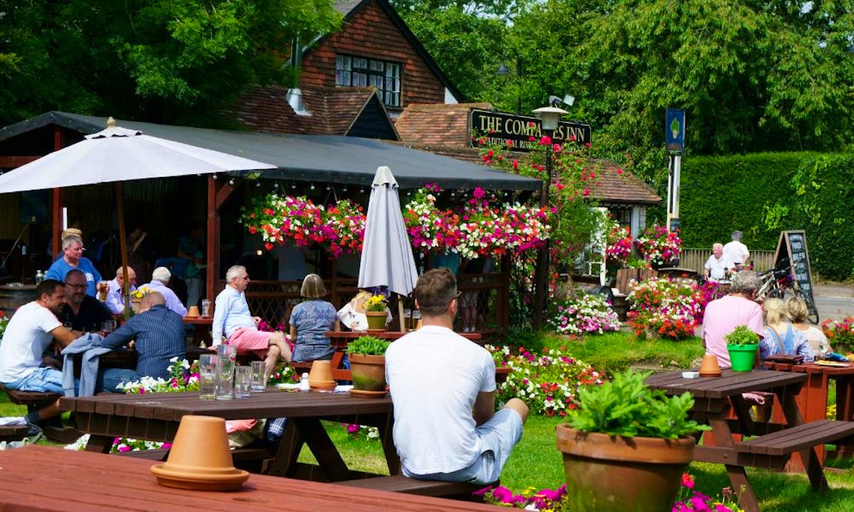 Smoking could be banned in pub gardens and outdoor restaurants