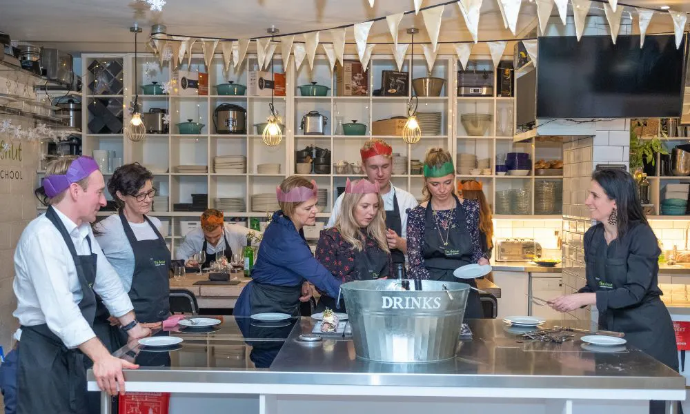 cooking class at avenue cookery school