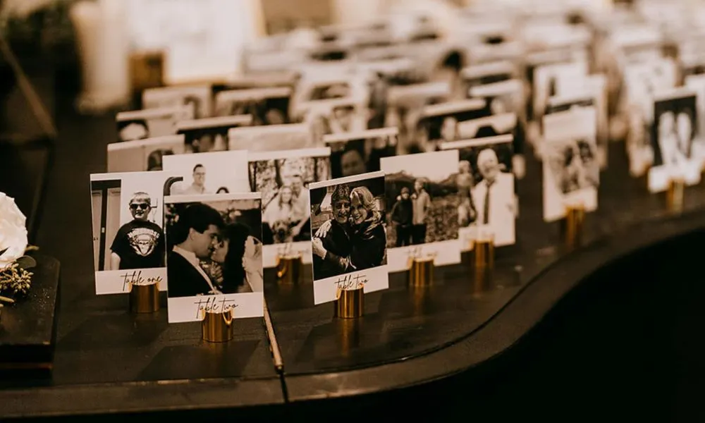 Polaroid photo placecard wedding idea