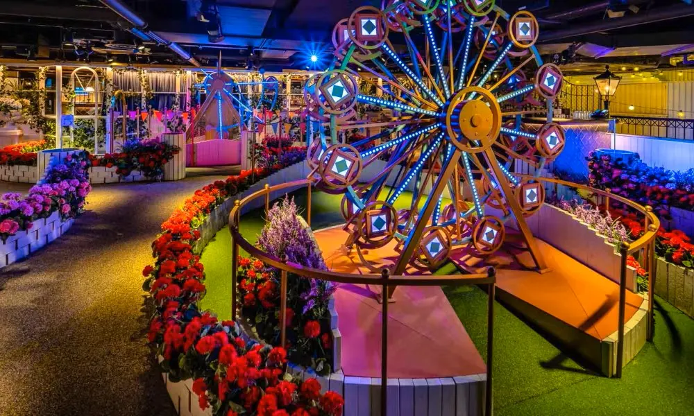 Swingers crazy golf course