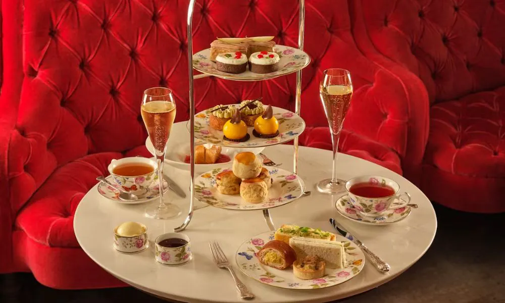 Afternoon tea with fizz