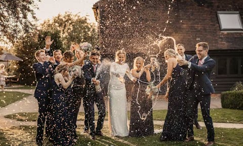 A guide to wedding roles: Who does what in your wedding party?