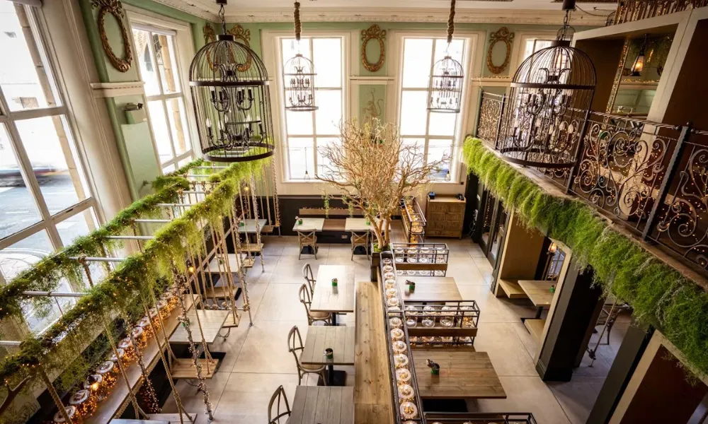 mowgli water street dining room