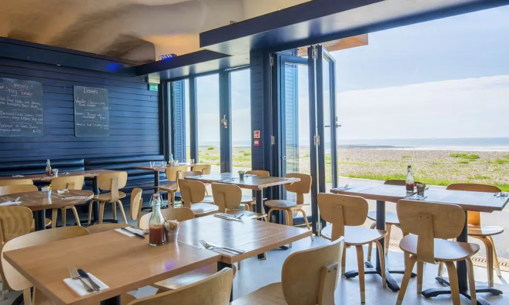 relaxed, beachside restaurant interiors