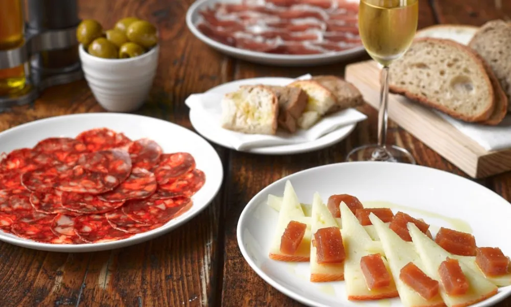 meats and cheeses at evuna