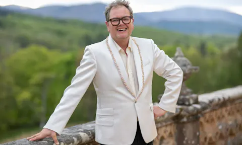 Alan Carr to transform £3.25m Scottish castle into a luxury hotel and spa