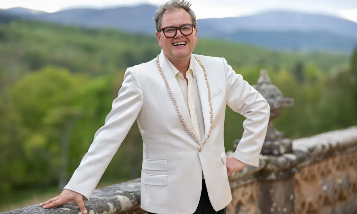 Alan Carr to transform £3.25m Scottish castle into a luxury hotel and spa