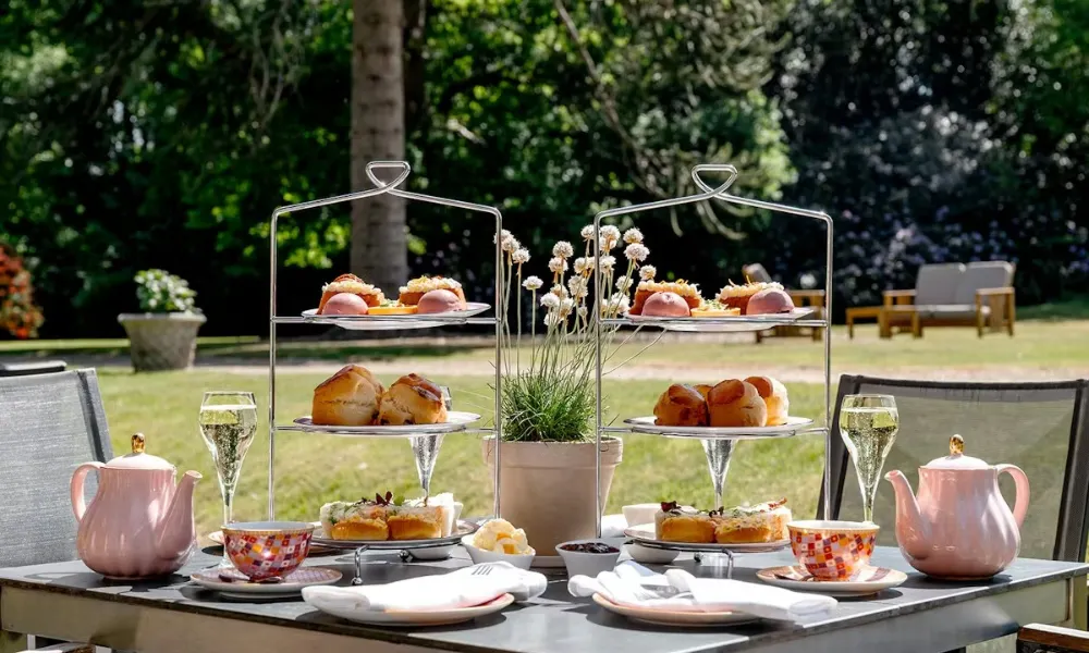 afternoon tea in gardens at alexander house