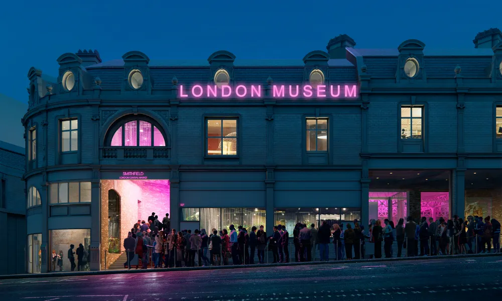 London museum as seen at night