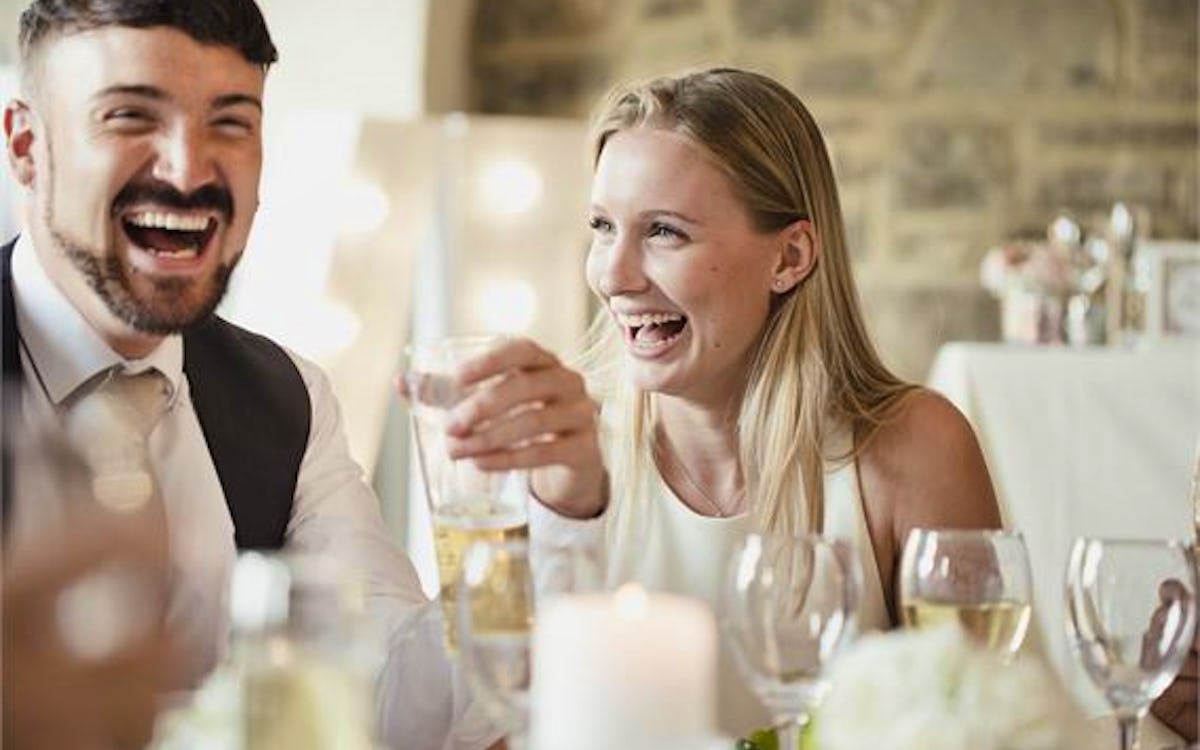 18 fun and unique ways to entertain your wedding guests