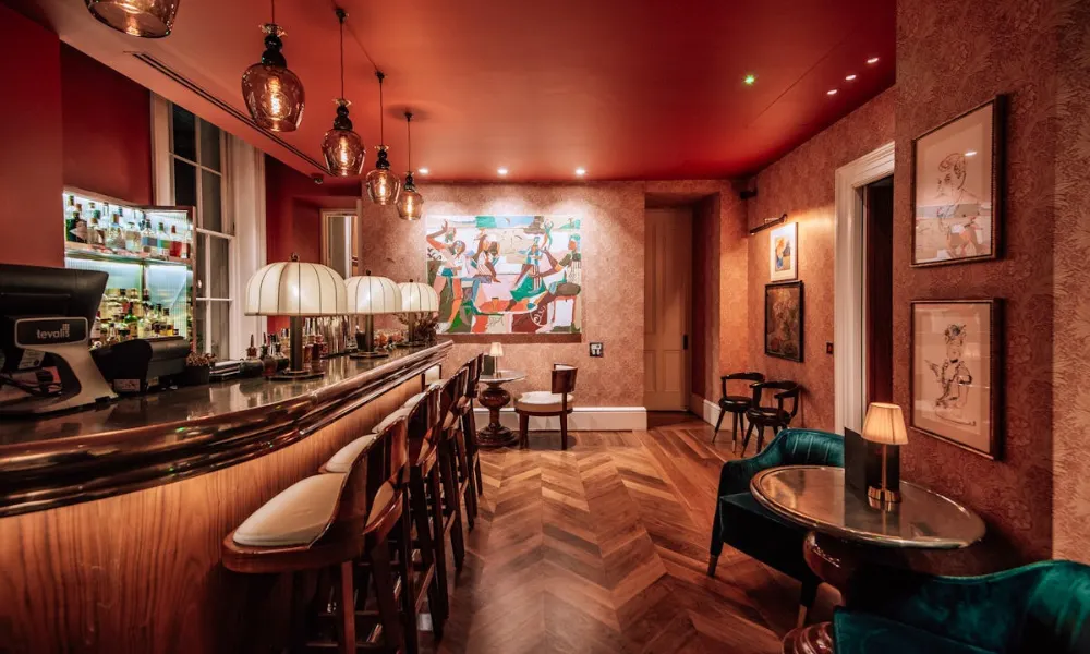 little bar at great northern hotel