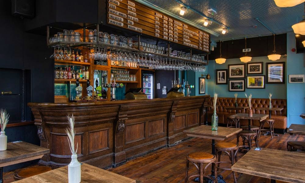 the pub interior at the queen charlotte