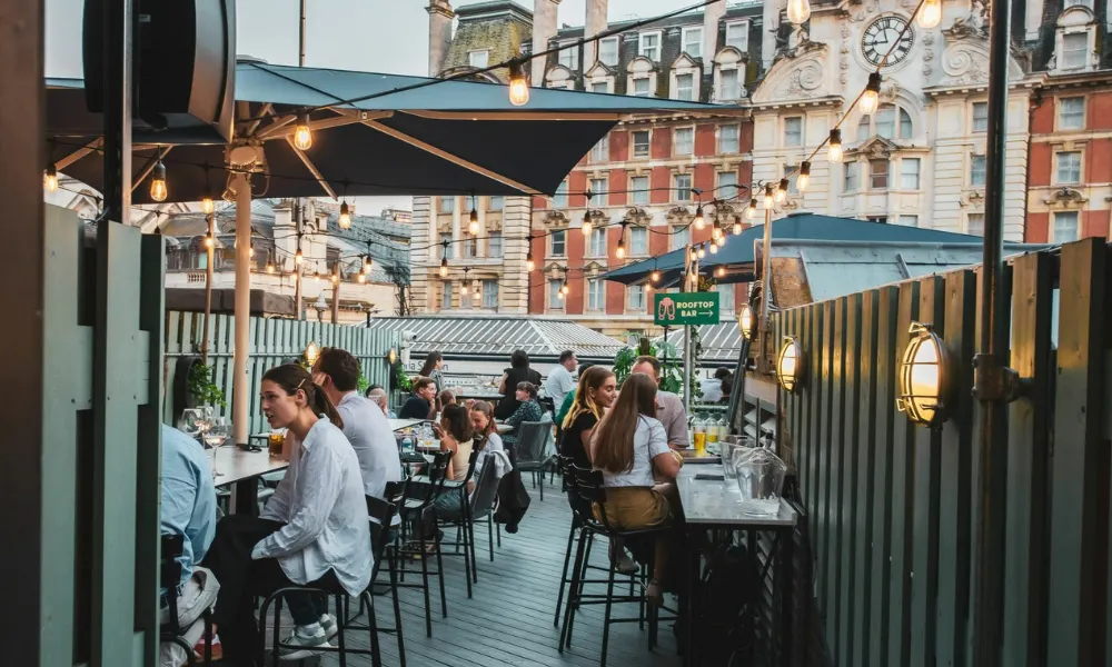 rooftop market hall wioth view of victoria station