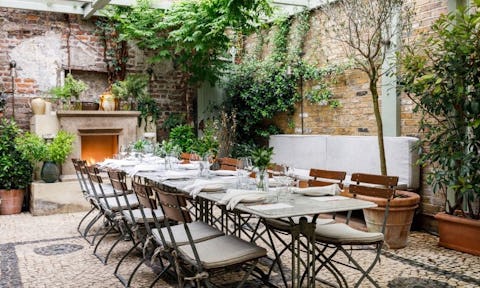 Best Outside and Alfresco Restaurants