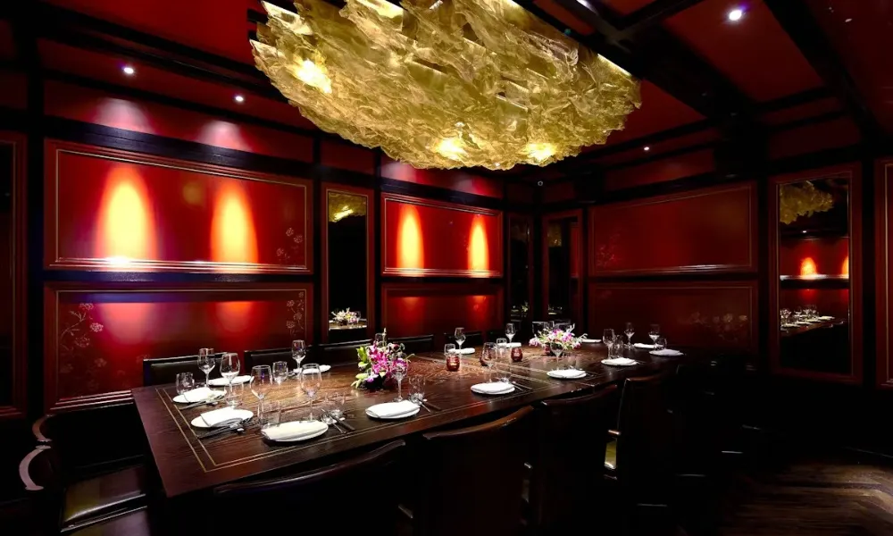 hakkasan dragon room