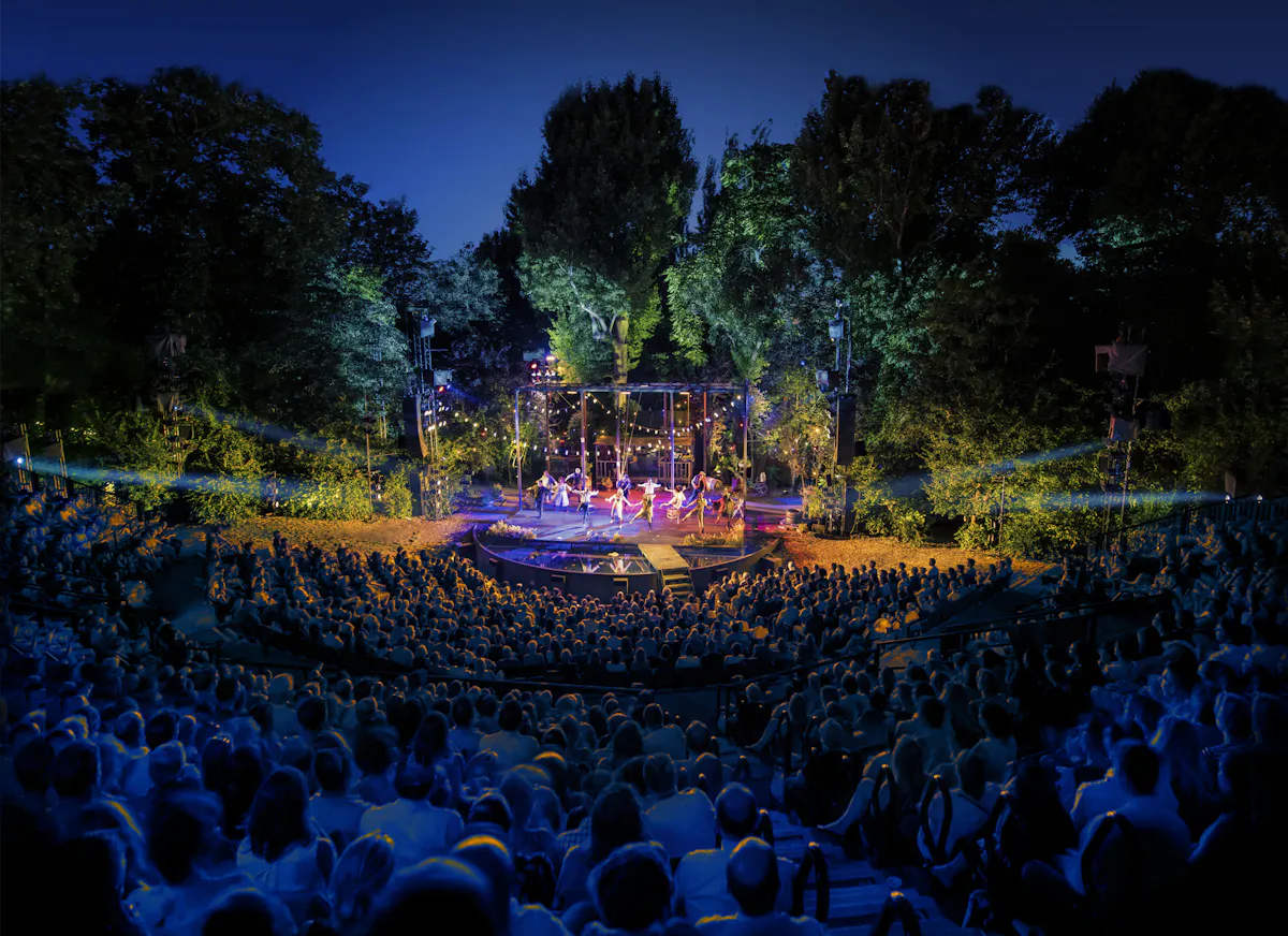 here-s-why-you-should-take-a-trip-to-regent-s-park-open-air-theatre
