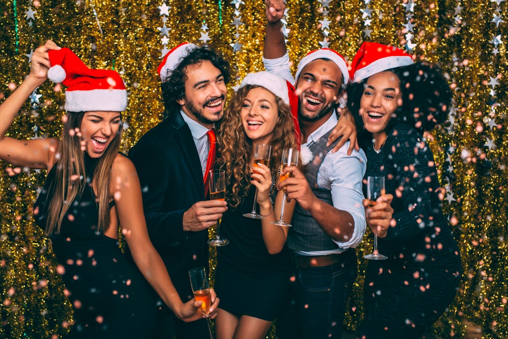 How to plan the office Christmas party