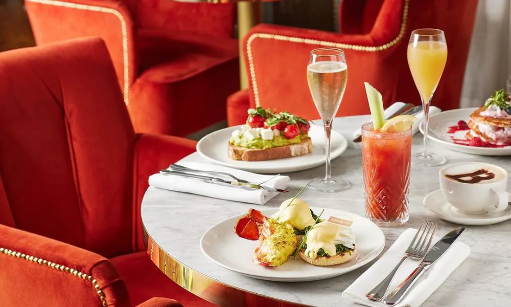 Brunch dishes with fizz