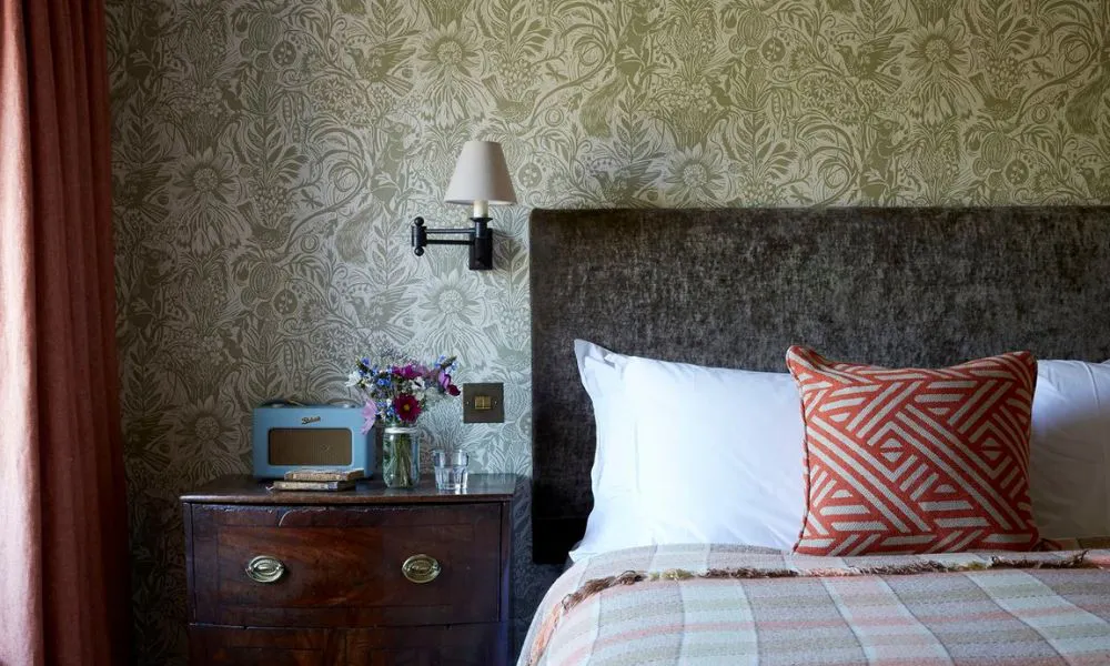 kitsch cosy design at felin fach