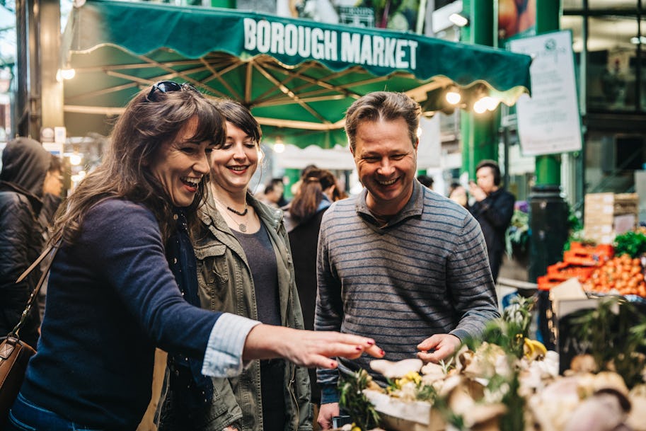 Shangri-La guests can now enjoy cooking classes using produce from Borough Market