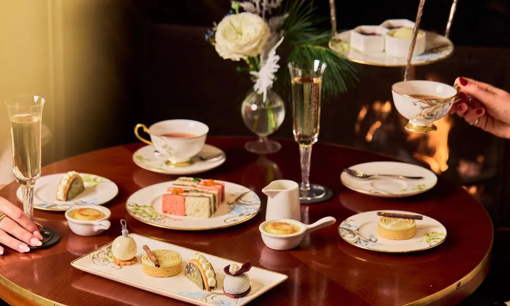 festive afternoon tea at the Mandarin Oriental