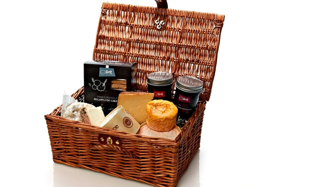 Pong's cheese hamper