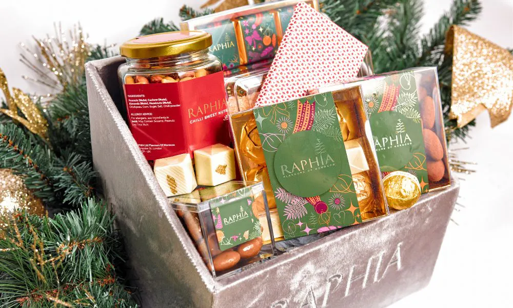 Raphia Silver Delight Hamper