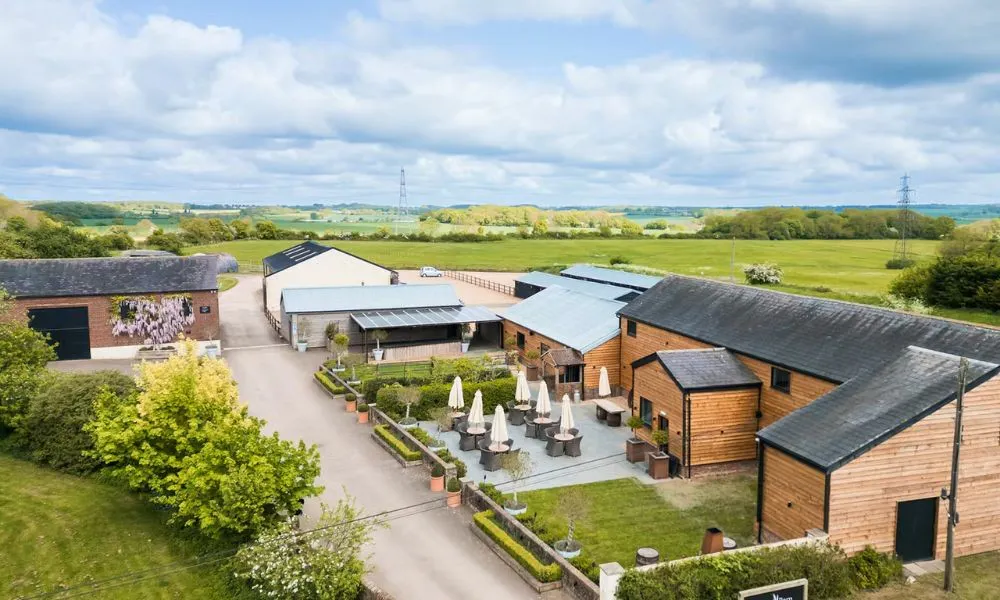 Barn wedding venue in Hertfordshire
