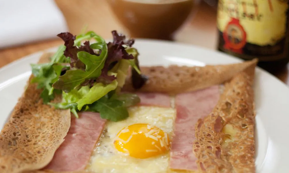savoury pancake with ham and fried egg