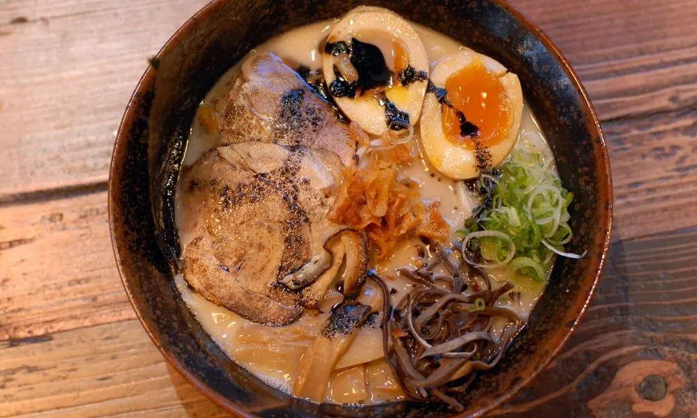 hakata pork ramen