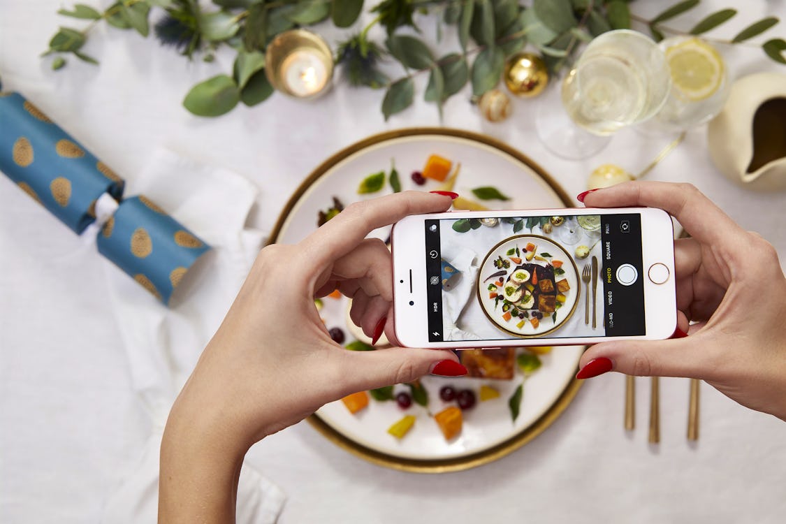 54% of millennial's ditch gravy so their Christmas dinner looks good for Instagram