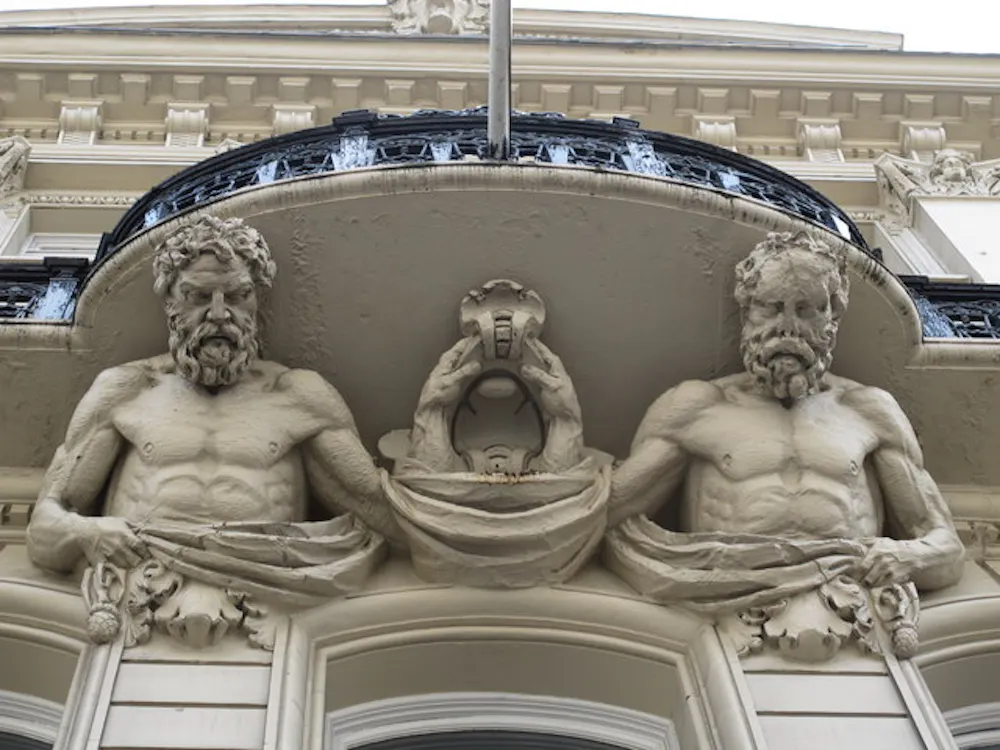 London’s most beautiful bank to become a Wetherspoon pub